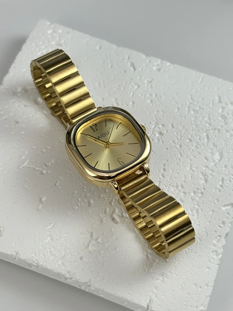 Women’s 24mm Square Quartz Watch Gold
